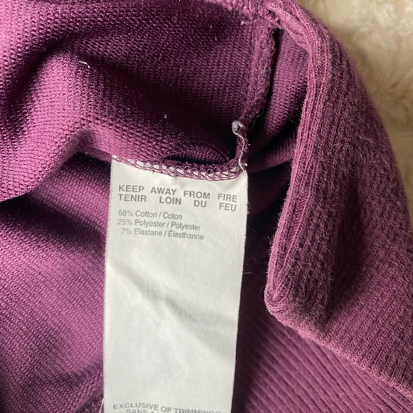 Puma Red/Burgundy Jumper Training Sweatshirt | SIZE: M - Picture 7 of 11